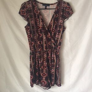 Juniors medium romper